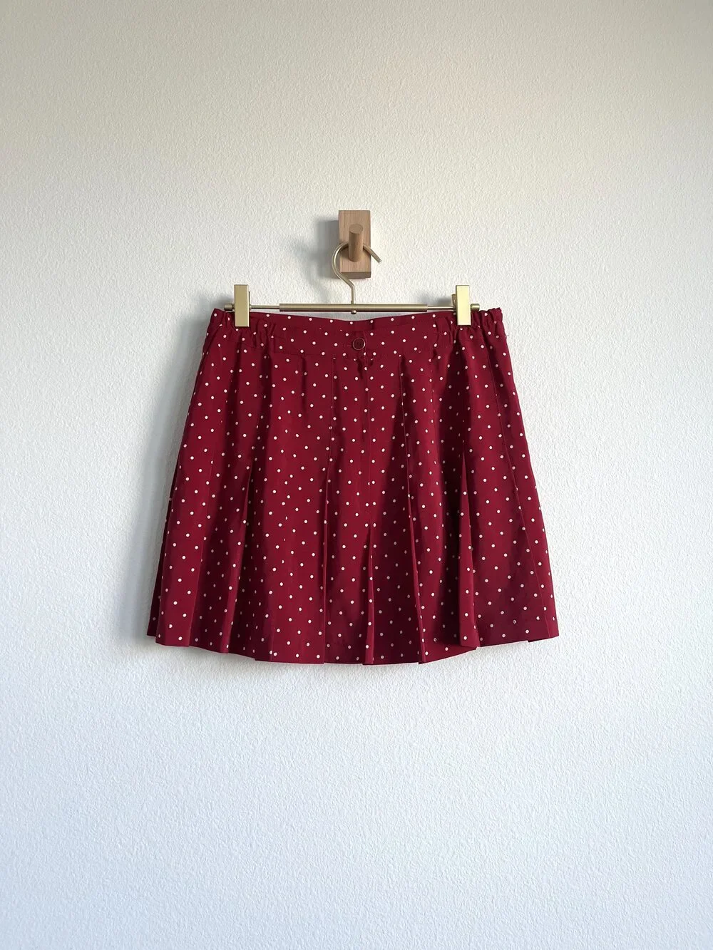 Vintage 80s Tail Coquette Tenniscore Polka Dot Pleated Burgundy Mini Skirt